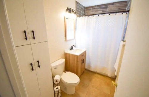 Townsite House | Newly Renovated Charming 3 bedroom Las Vegas Home