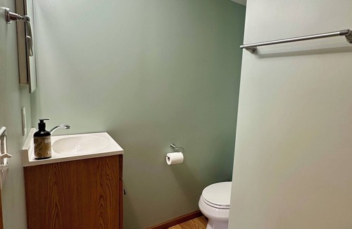 Olde Towne East Apartment | Newly renovated, charming apartment with AC in Historic Olde Town East, Columbus