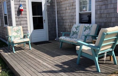 Centerville Cottage | Newly renovated Cottage Across the street from Craigville Beach.