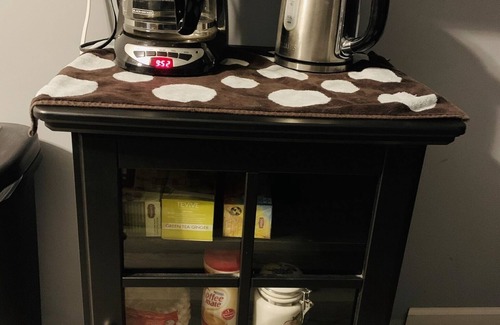 Fort Valley House | Newly renovated cozy 1090 sq feet brick house. Free WiFi, cable TV, parking.