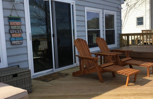 Perryville House | * NEWLY RENOVATED* Escape to a Beautiful Getaway on the Chesapeake Bay