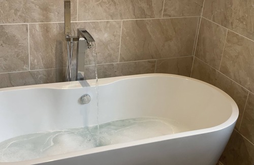 West Knoyle Other | Newly renovated Farmhouse on a working farm