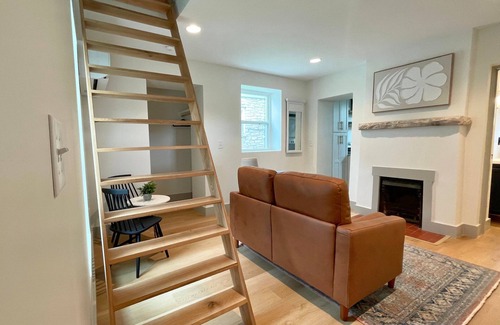 Pulaski House | Newly renovated, historic Carriage House in downtown Pulaski