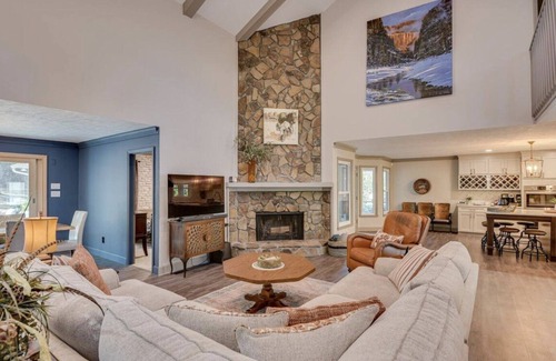National Hills House | Newly renovated home featured in March 2023 Golf Digest