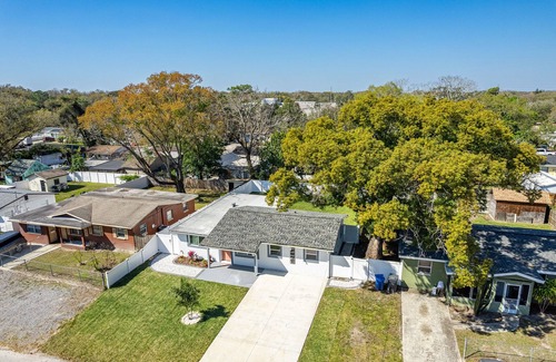 Bearss Plaza House | Newly renovated home in Tampa short distance from amazing entertainment and food