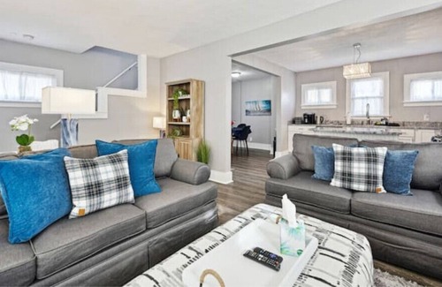 Lorain House | Newly Renovated Home in Lorain