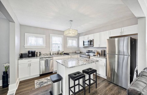 Lorain House | Newly Renovated Home in Lorain
