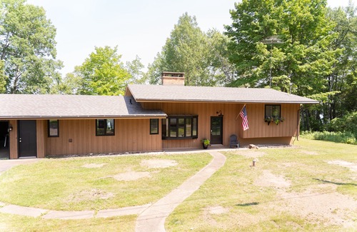 Washburn House | Newly Renovated House on Lake Superior with Private Beach