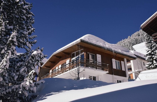Murren Ski Chalet | Newly renovated luxury chalet with panoramic views in Mürren