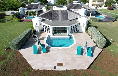 Lowlands Villa | Newly Renovated Luxury Waterfront Villa cluster with magnificent ocean views!