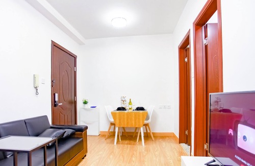 Causeway Bay Apartment | Newly renovated One Bedroom (Tai Hang) Explore like a local