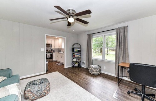 Unionville House | Newly renovated ranch on peaceful 1-acre