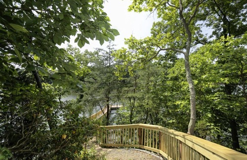 Lusby House | Newly Renovated River Retreat w/Dock and Pool