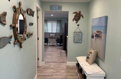 Port St. Joe House | Newly Renovated Seahorse Cottage 2 blocks to Bay & 1/2 Mile to Downtown PSJ 3/2