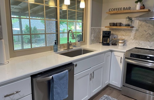 Ruston House | Newly Renovated Space for up to 12 in Ruston near LA Tech