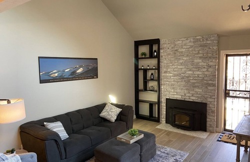 Ken Caryl Ranch Plains House | Newly Renovated Two-Story Townhouse w/Two Car Garage Close to the Mountains