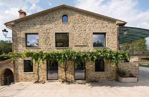Anghiari Villa | Newly renovated villa, part of 60 hectare estate, private pool & tennis