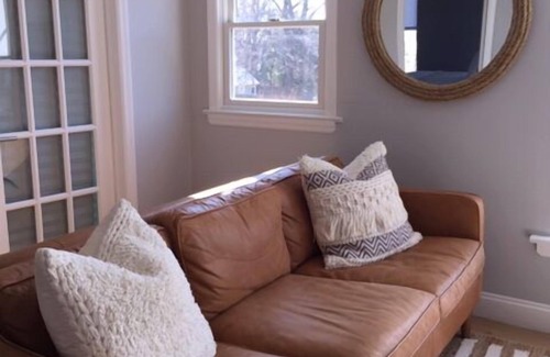 Pipes Cove House | Newly Renovated - Walk to Town and Beach