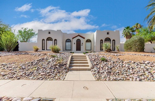 Sam Hughes House | Newly updated charming house with resort-style amenities and centrally located!