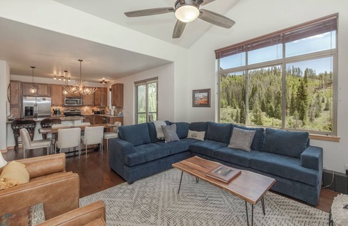 Winter Park Condo | Newly Updated TopFlr Views Of FootHills River Private Balcony Hideaway Park