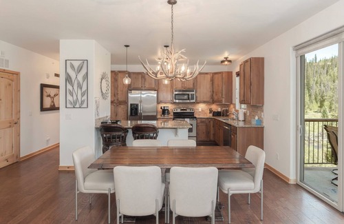 Winter Park Condo | Newly Updated TopFlr Views Of FootHills River Private Balcony Hideaway Park