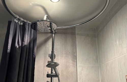 Newmarket Apartment | Newmarket, Quiet, Secluded, Private Guest Suite with own entrance.
