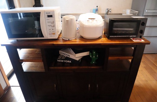 Chatan House | NewOpen 】 Located in the popular tourist area of Chatan! 1 minute walk to the beach! Max. 14 persons