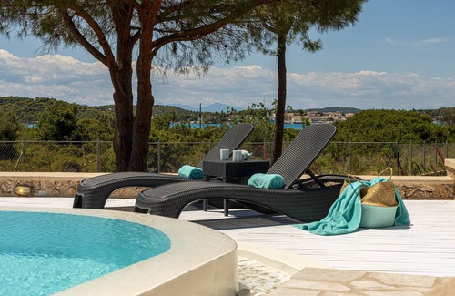 Papastavraiika Villa | nEXCEPTIONAL VILLA AMETHYST WITH PRIVATE POOL & STUNNING VIEWS TO PORTO HELI