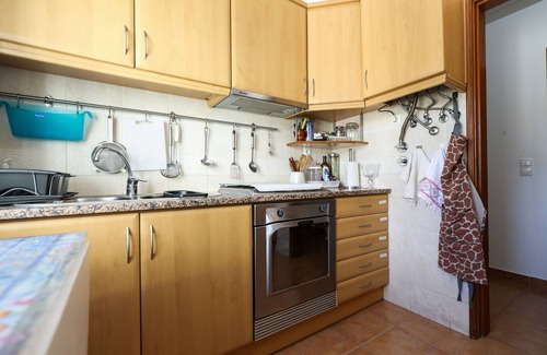 Charneca da Cotovia Apartment | Next T1 center of Sesimbra and surrounding beaches, sea view and Sierra
