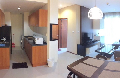 Khlong Ton Sai Apartment | Next to BTS, 600ft, OpenView,1BR, WiFi1