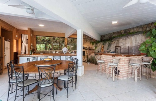 Ilhabela House | Next to the Atlantica Forest, with pool, 9 suites with terrace and sea view