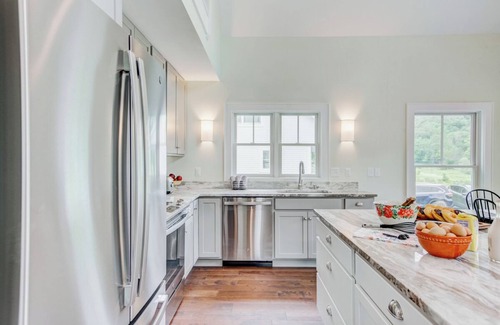 Warm Springs House | Next to the Springs! Bright + Modern Getaway Cottage Getaway