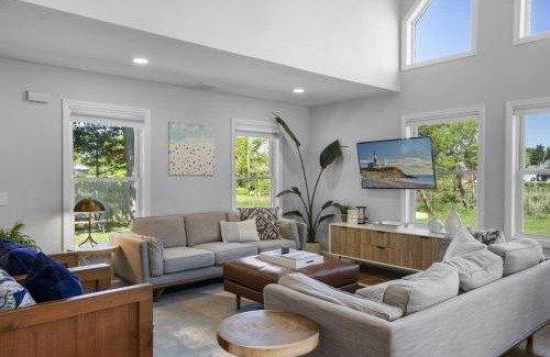 Southold House | NF Wine Country Retreat with Dock