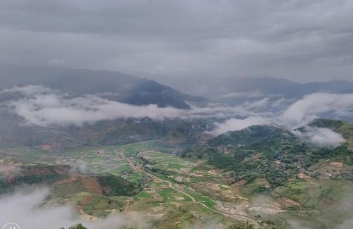 Mu Cang Chai Hotel | Nhà hàng Nhà nghỉ Dù Lượn Khau Phạ