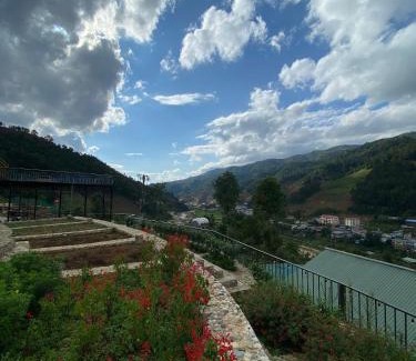 Mu Cang Chai Hotel | Nhà trên đồi - Windy Hill