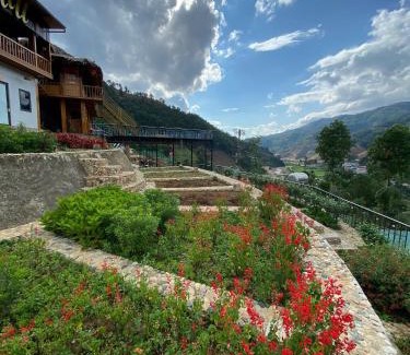 Mu Cang Chai Hotel | Nhà trên đồi - Windy Hill