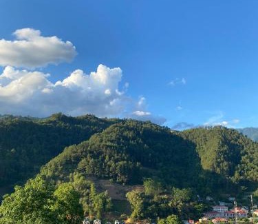 Mu Cang Chai Hotel | Nhà trên đồi - Windy Hill