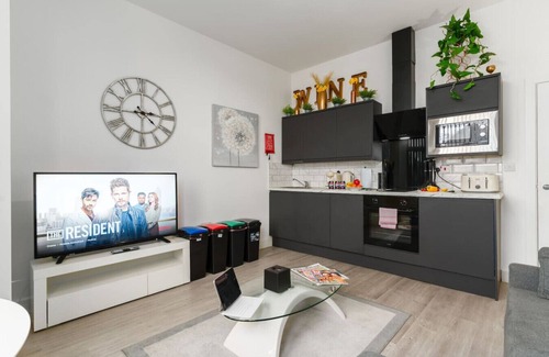 Adamsdown Apartment | NH - F1 · Comfortable Modern 1 bed Apt