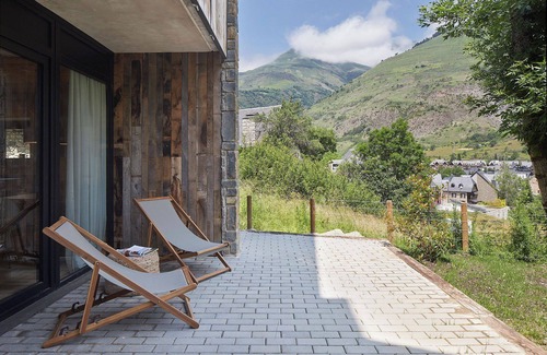 Arties Apartment | Nheu d'Arties by FeelFree Rentals