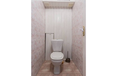 Zavodskoy District Apartment | Nice 2 bedroom apartment - Within walking distance to the Metro Station