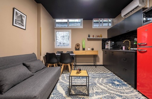 Haifa Apartment | Nice 2-bedroom apartment with AC in brilliant Haifa