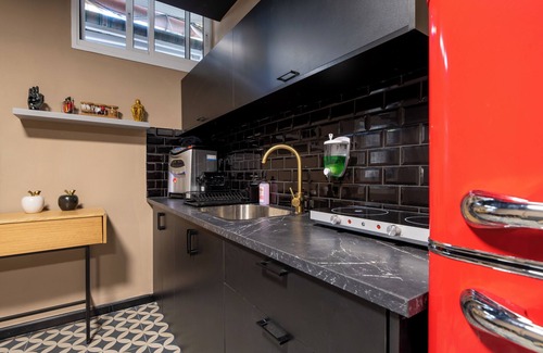 Haifa Apartment | Nice 2-bedroom apartment with AC in brilliant Haifa