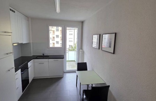 Enge Apartment | Nice 2BD flat city center/near FIFA - Wille 3
