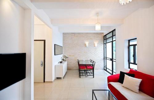 Tel Aviv Apartment | Nice 2BR near Gordon Beach by HolyGuest