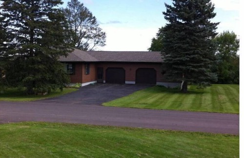 Duluth House | Nice 3 bedroom house with a view