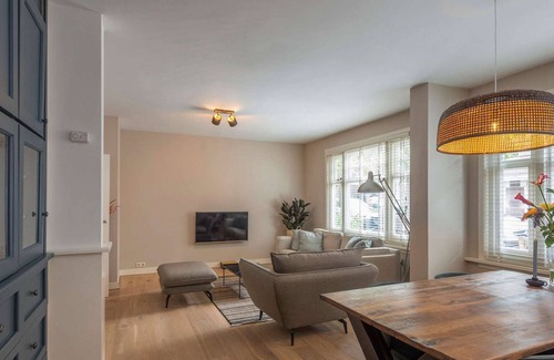 Frankendael Apartment | Nice 3 room ground floor apartment with garden