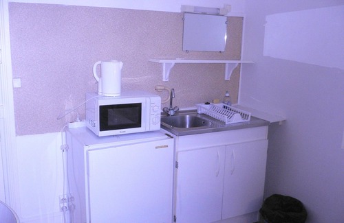 Le Mesnil-Esnard House | Nice and comfortable room.