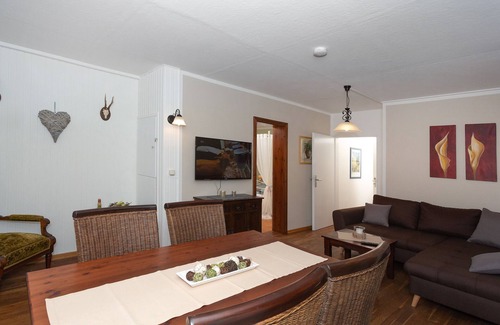 Toppenstedt Apartment | Nice and cozy apartment in a farmhouse built in 1891.