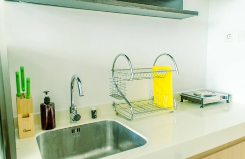 Cikokol Apartment | Nice And Cozy Studio At Tree Park City Apartment