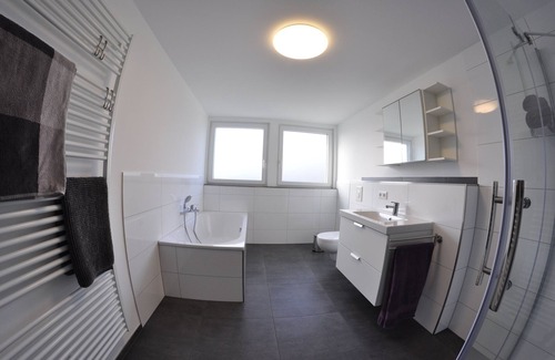 Lippramsdorf Apartment | Nice and quiet but central